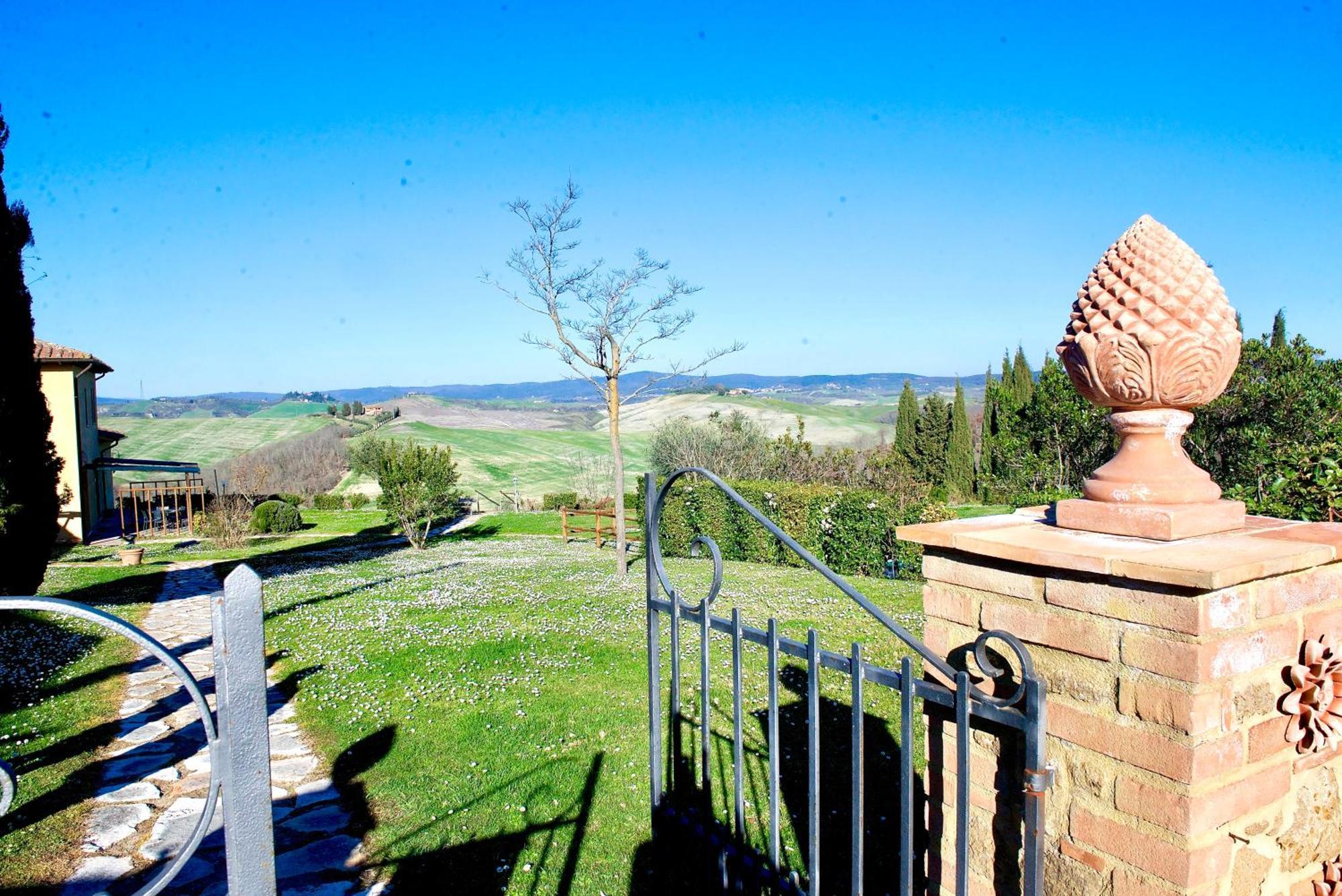 Agriturismo Caliano Asciano Exterior photo